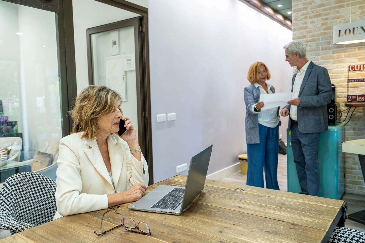 eva-equipo-inmobiliaria505